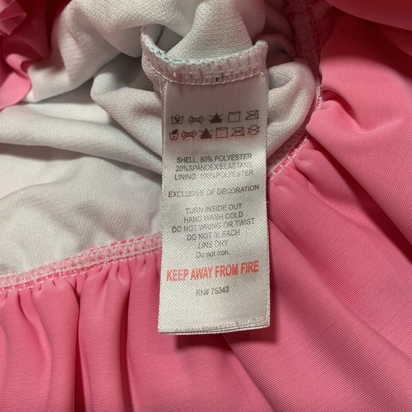 Tommy Bahama girls' pink and green strawberry print swim top. Size 4T - Picture 4 of 5